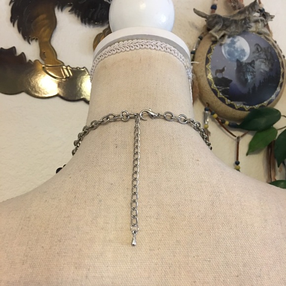 Vintage blackberry beaded cluster necklace - Picture 5 of 10